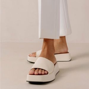 ALOHAS Janice Platforms white